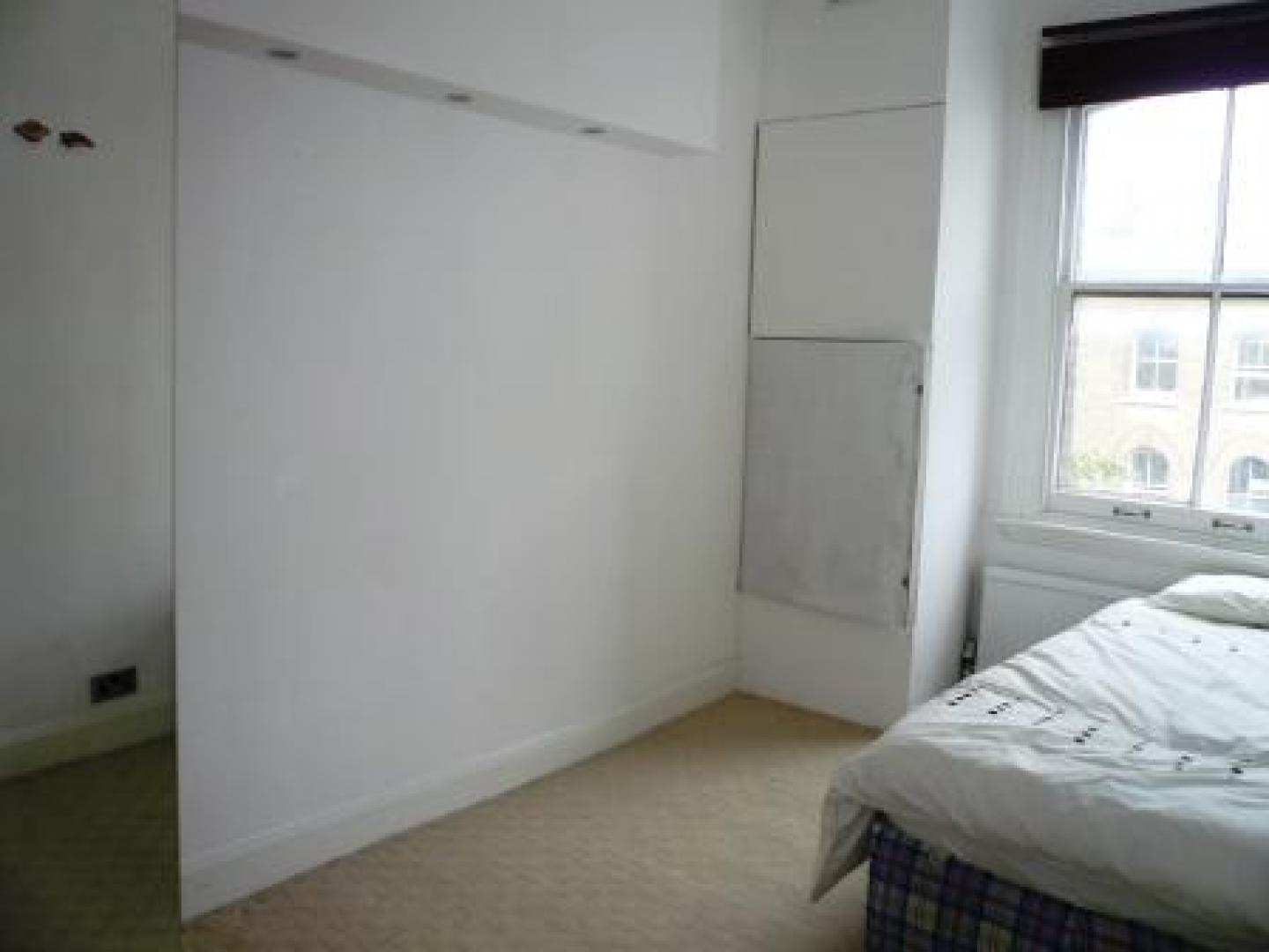 			YOU DON'T BEAT THIS FOR LOCATION, 2 Bedroom, 1 bath, 1 reception Flat			 Elgin Avenue, MAIDA VALE